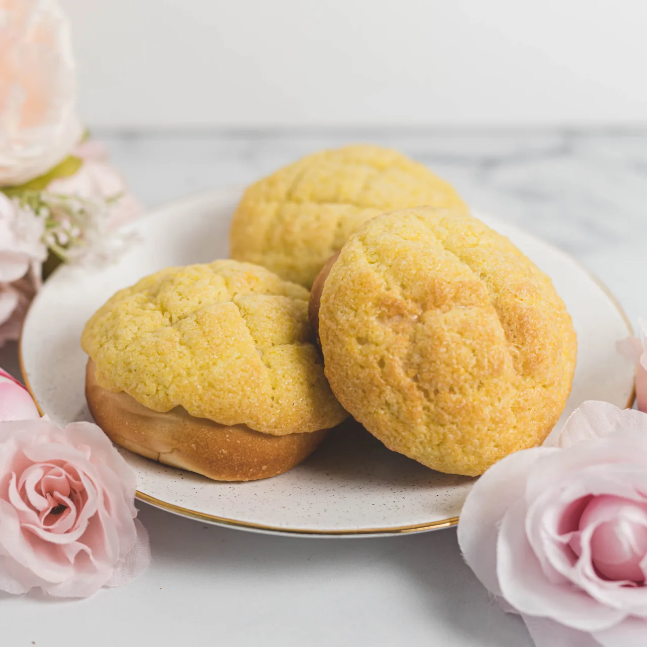 Pineapple Bun (4)